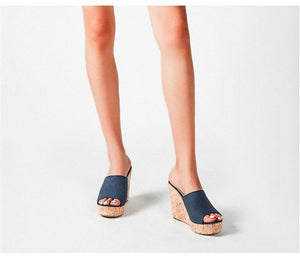 Eilyken Platform Slippers - The Trendy